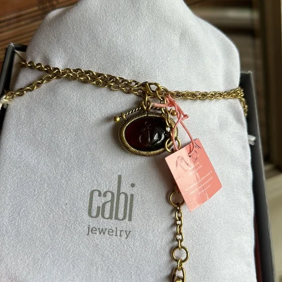 ❣️❣️Vintage Cabi Nautical Anchor gold tone necklace $79. - Picture 7 of 10